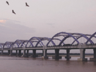 The Yellow River Henan Intercity Railway Bridge Engineerin
